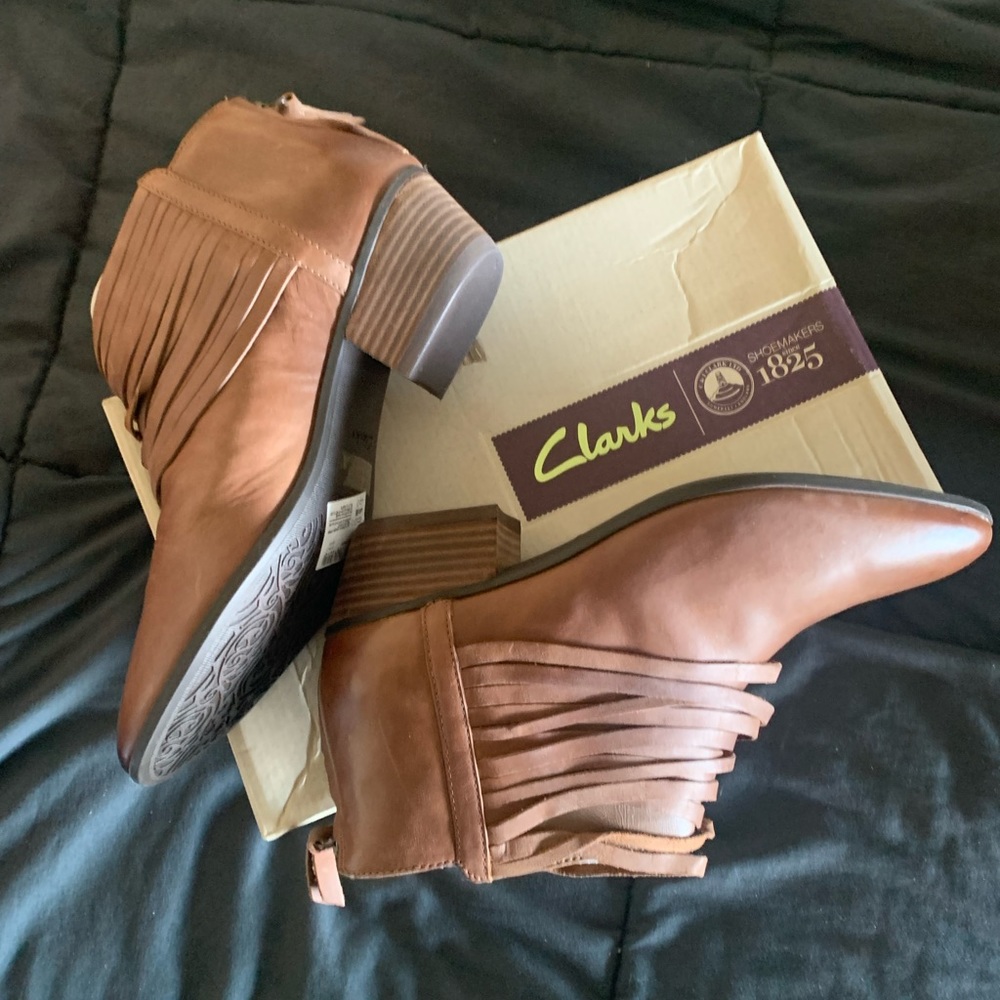 Clarks Women's Brown Ankle Boots